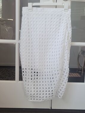 Banana Republic White Eyelet Pencil Skirt